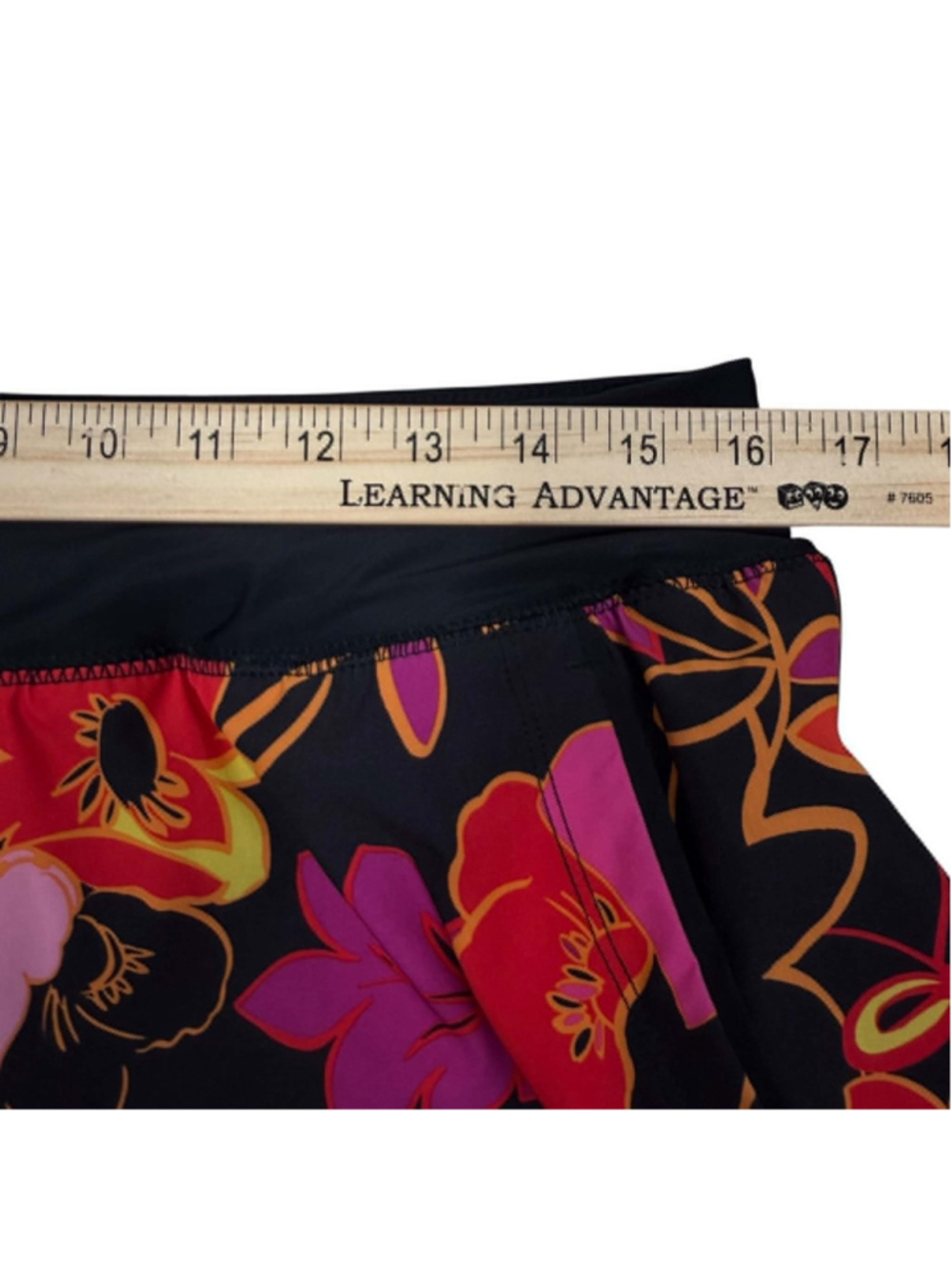 Lands' End Board Shorts Black Floral Boho Swim Beach Athletic Women's Size 10 - Picture 4 of 6